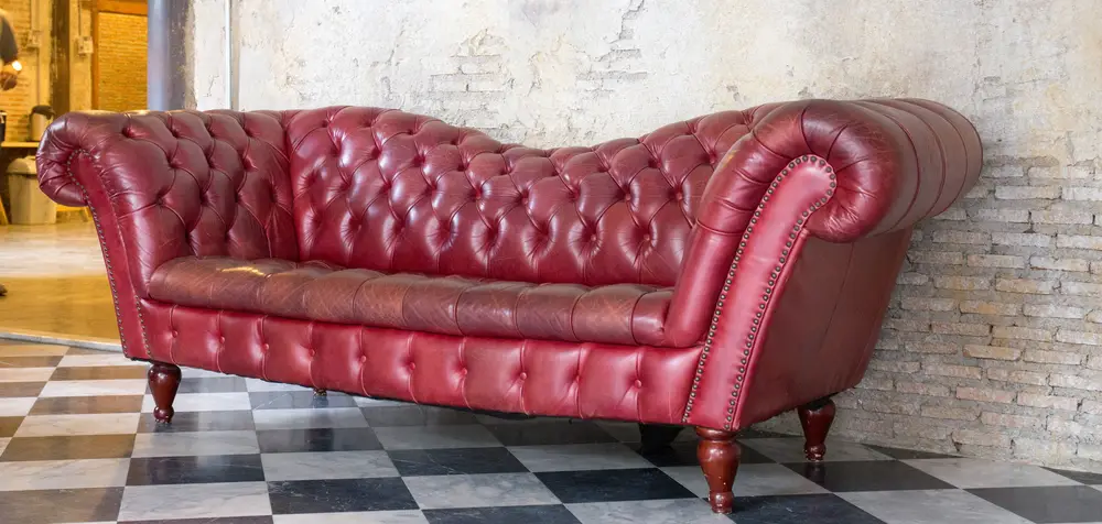 Restauration de canapé chesterfield