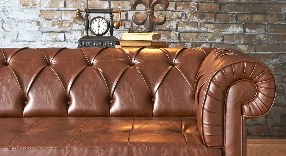 Restauration de canapé chesterfield